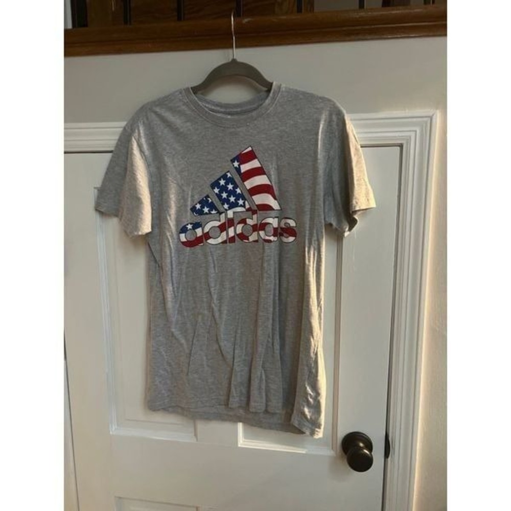 Adidas logo flag shirt men's‎ medium